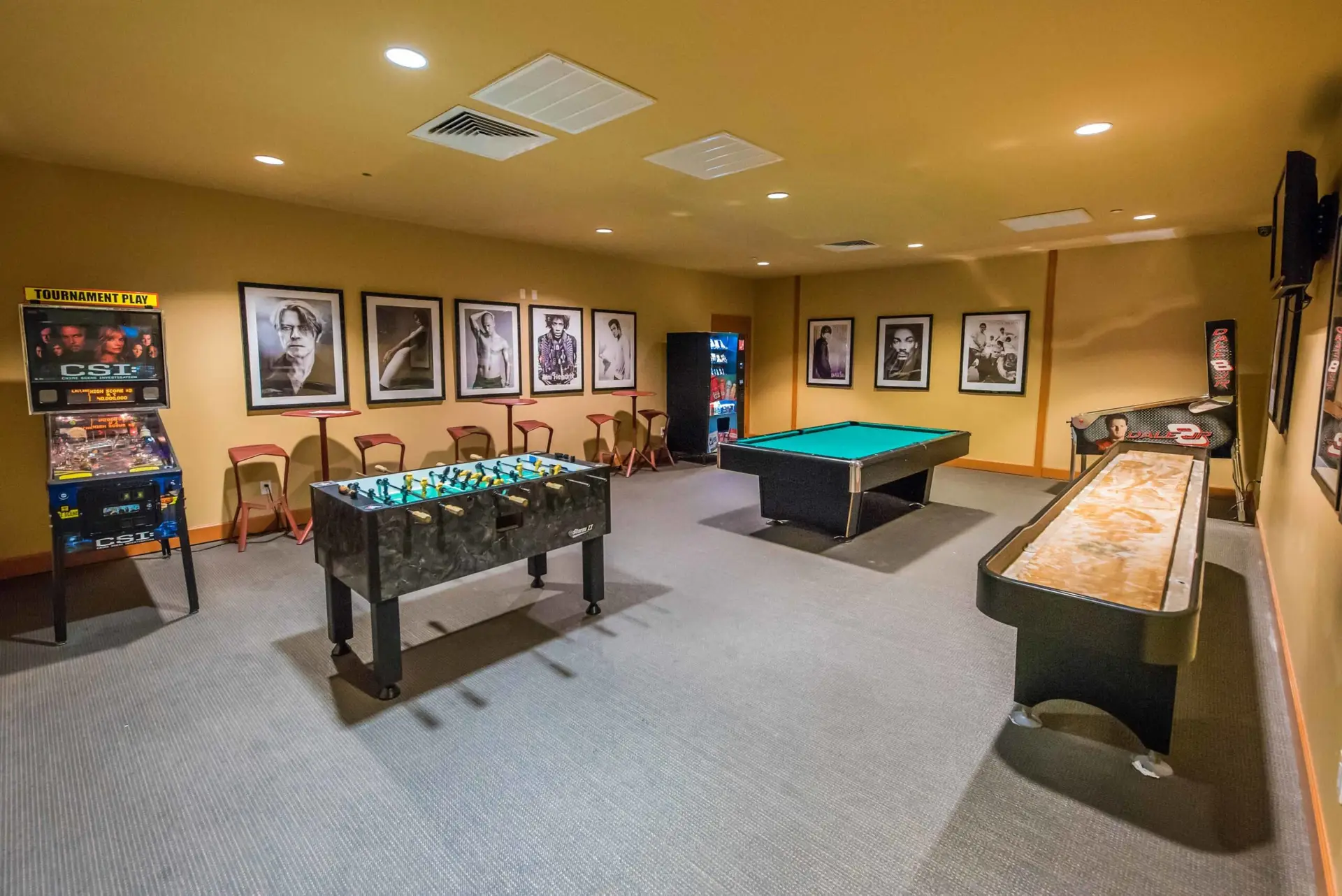 sapphire-game-room